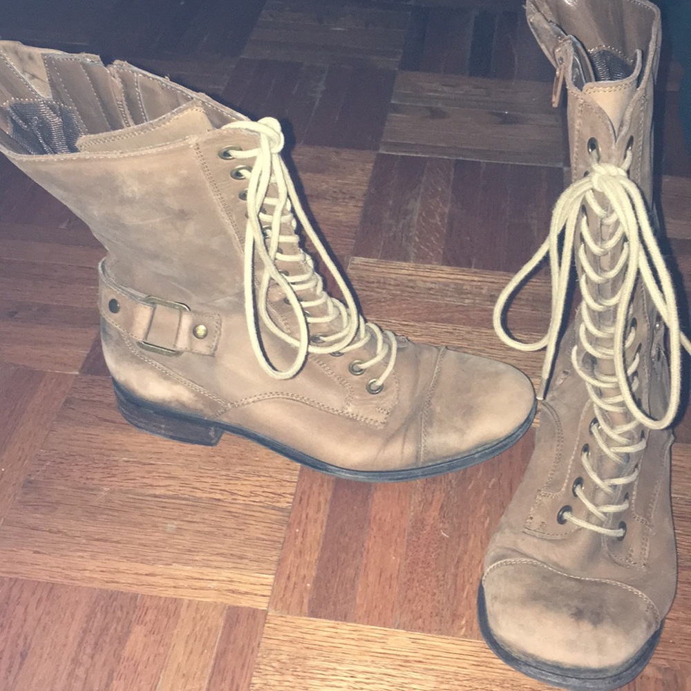 brown Arturo Chiang lace up boots